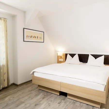 Gasthof Lerner Hotell 2*